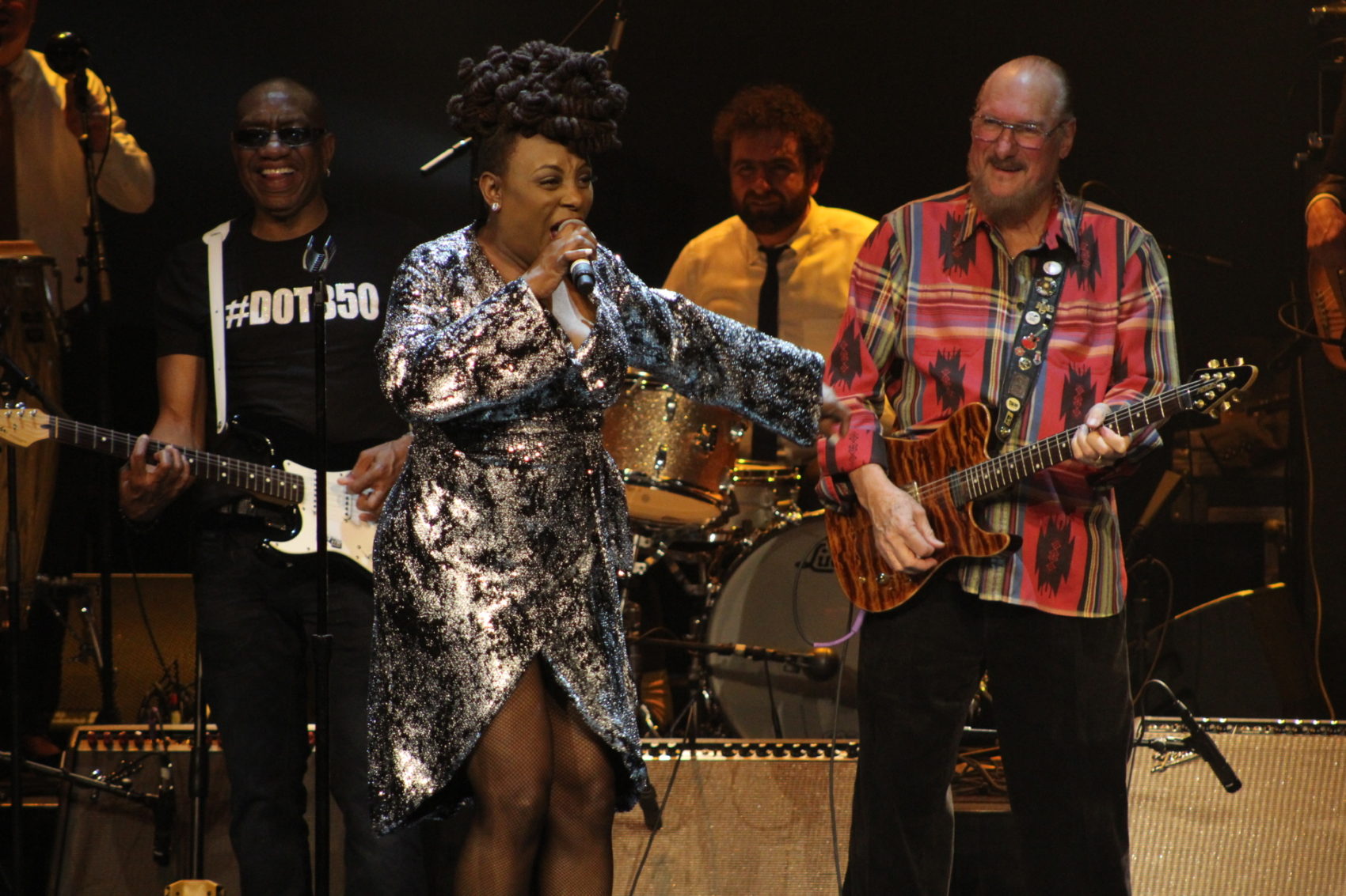 Ledisi sings "Respect" at the 2018 Evening of Respect